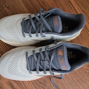 Women's new balance sneakers.